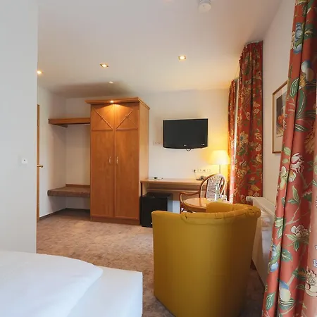 Goedecke Hotell 4*